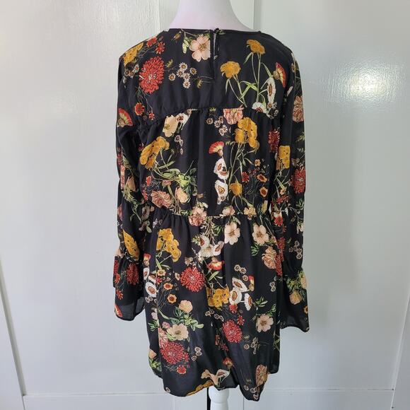 H&M Size 8 Dark Floral Print Long Bell Sleeve Flared Skirt Mini Dress Sheath - Picture 3 of 11